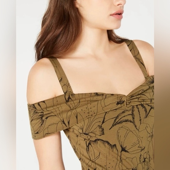 GUESS Off the Shoulder Cabana Bloom Dress - Picture 3 of 11